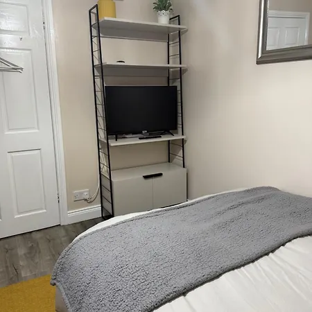 Room At Quiet Location Close To Belfast Carnmoney Exterior foto